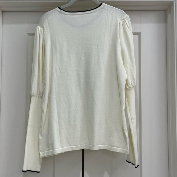 Riley & Rae Blouse - Picture 2 of 3